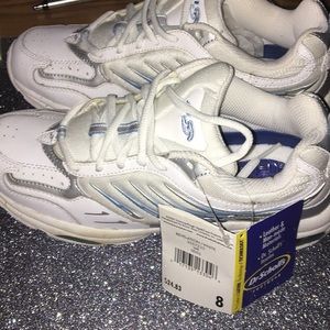 ⬇️Sneakers⬇️